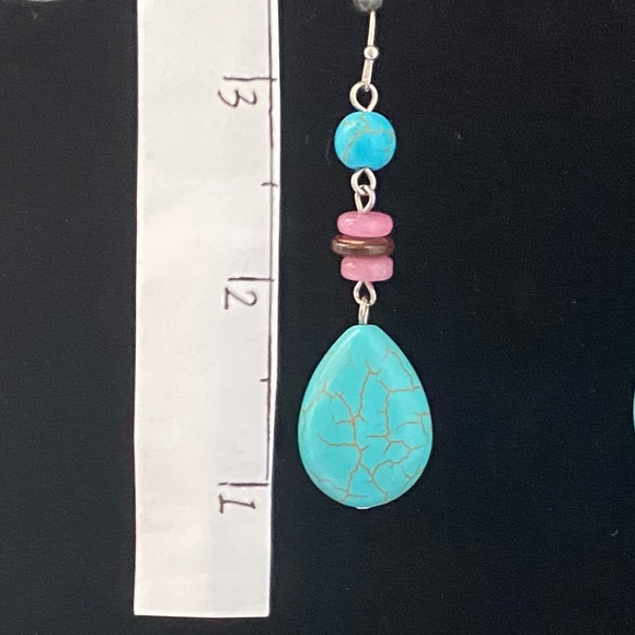 🎊3/$10🎊NWT Turquoise Blue Magnesite Bobo Earring - Picture 3 of 4
